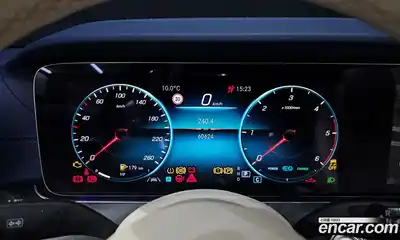 Mercedes-Benz E-Class 2023 2.0 Автомат в Москве № 229499, миниатюра 8