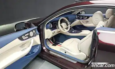 Mercedes-Benz E-Class 2023 2.0 Автомат в Москве № 229499, миниатюра 10