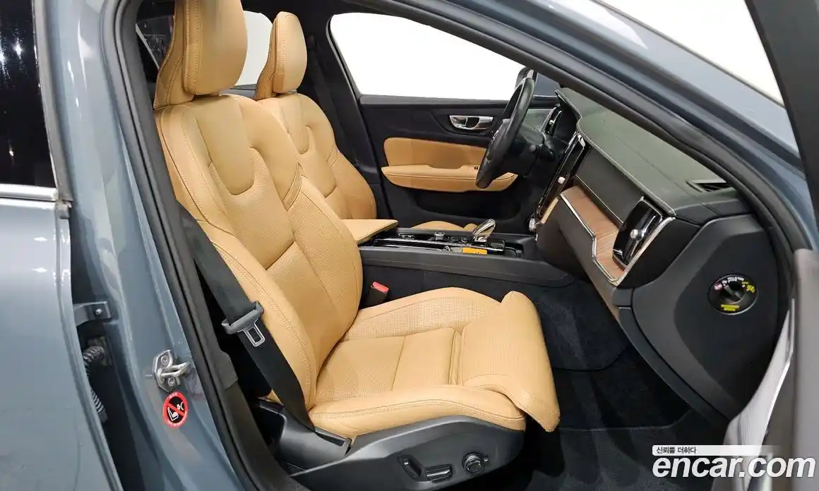 Volvo S60 2022 2.0 Автомат в Москве № 230407, фото 17