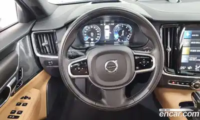 Volvo V90 2018 2.0 Автомат в Москве № 230535, миниатюра 2