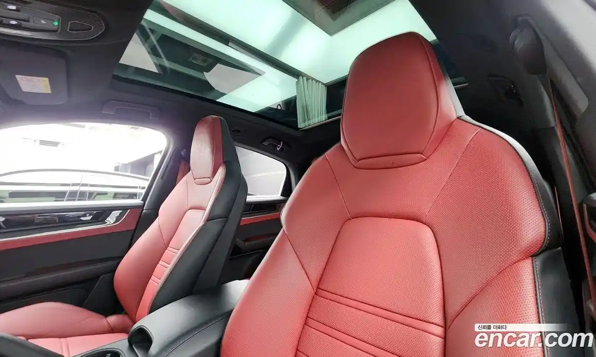 Porsche Cayenne 2024 3.0 Автомат в Москве № 230922, фото 9