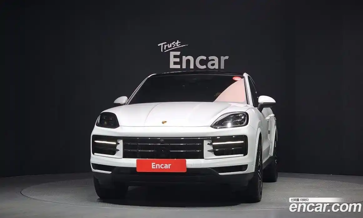 Porsche Cayenne 2024 3.0 Автомат в Москве № 230922, фото 10