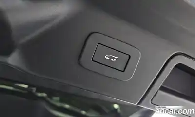 Land Rover Range-Rover Velar, 2025