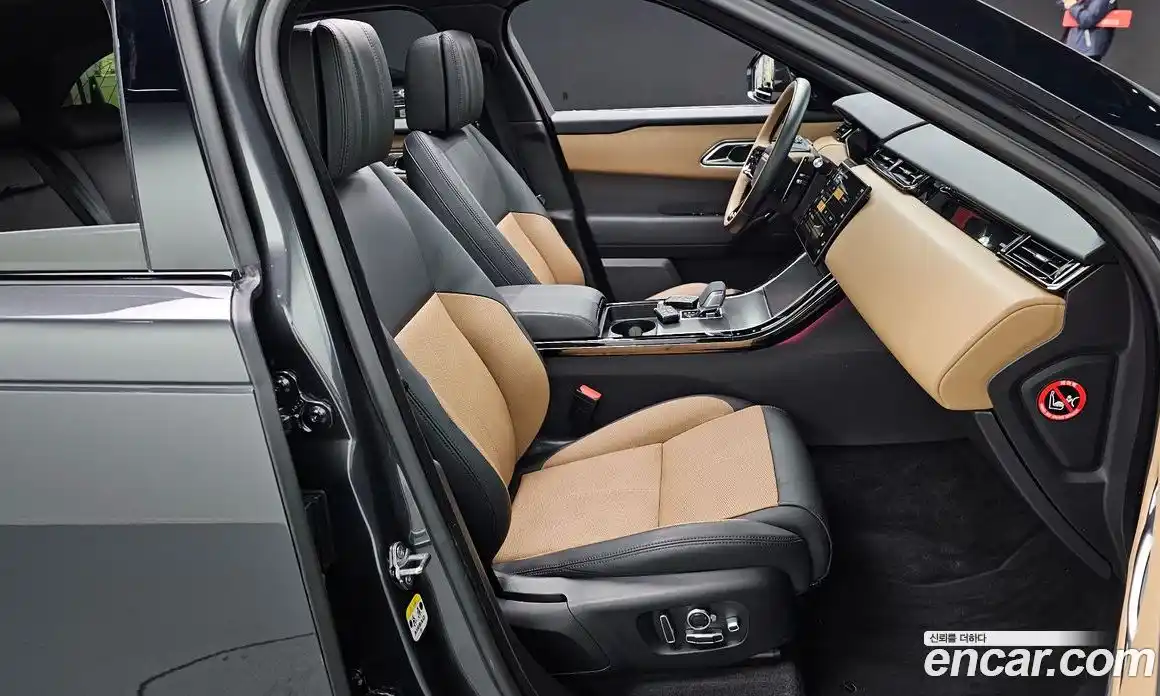 Land Rover Range-Rover Velar 2025 3.0 Автомат в Москве № 231195, фото 15