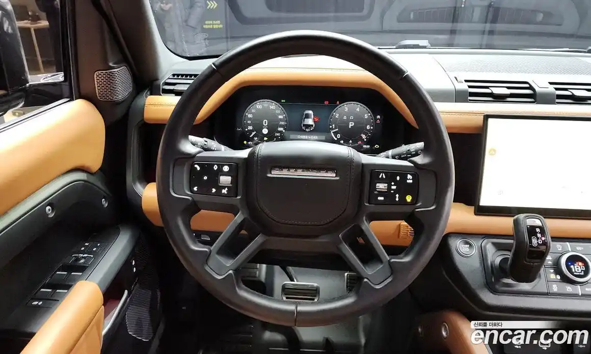 Land Rover Defender 2024 3.0 Автомат в Москве № 231221, фото 12