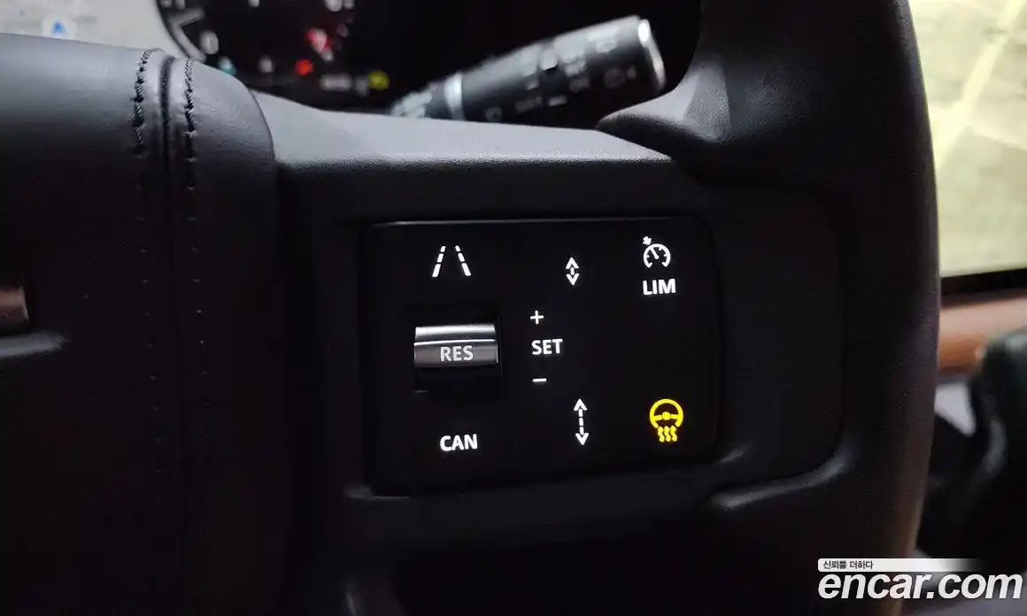 Land Rover Defender 2024 3.0 Автомат в Москве № 231221, фото 18