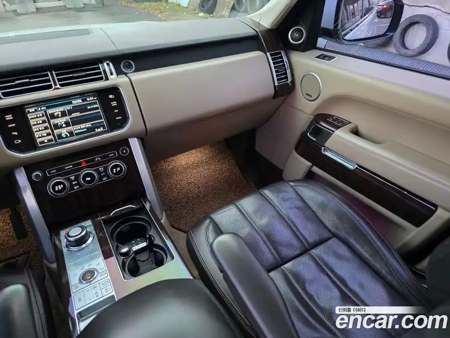 Land Rover Range-Rover 2013 3.0 Автомат в Москве № 231364, фото 12