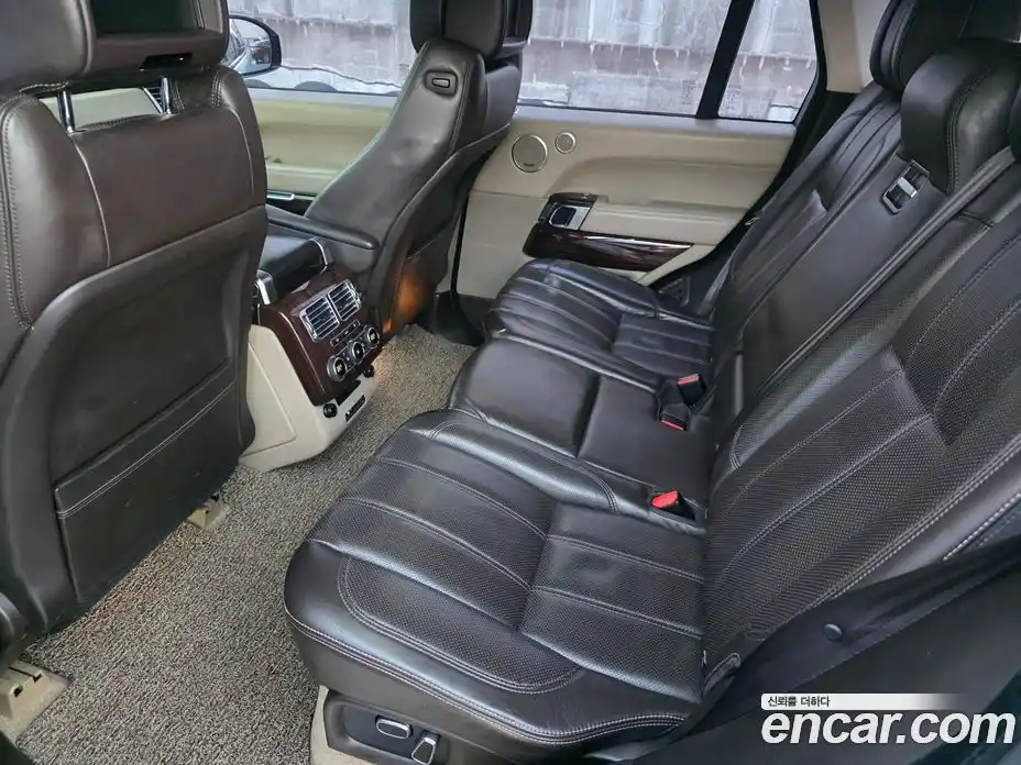 Land Rover Range-Rover 2013 3.0 Автомат в Москве № 231364, фото 9