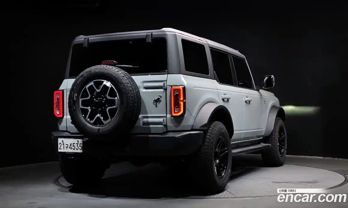 Ford Bronco 2024 2.3 Автомат в Москве № 233070, фото 11