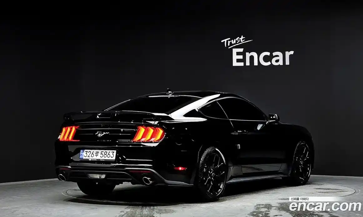 Ford Mustang 2023 2.3 Автомат в Москве № 233169, фото 3