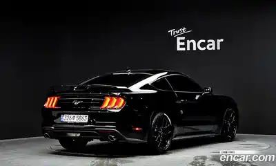 Ford Mustang 2023 2.3 Автомат в Москве № 233169, миниатюра 3