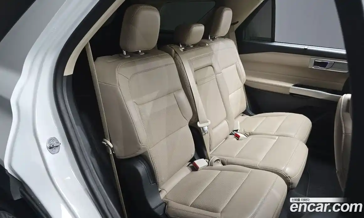 Ford Explorer 2022 2.3 Автомат в Москве № 233222, фото 8