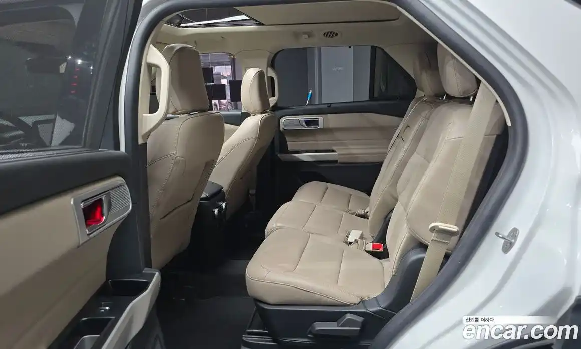 Ford Explorer 2022 2.3 Автомат в Москве № 233222, фото 9