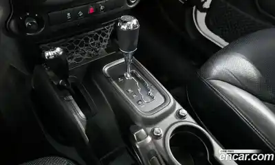 Jeep Wrangler 2017 3.6 Автомат в Москве № 234103, миниатюра 11