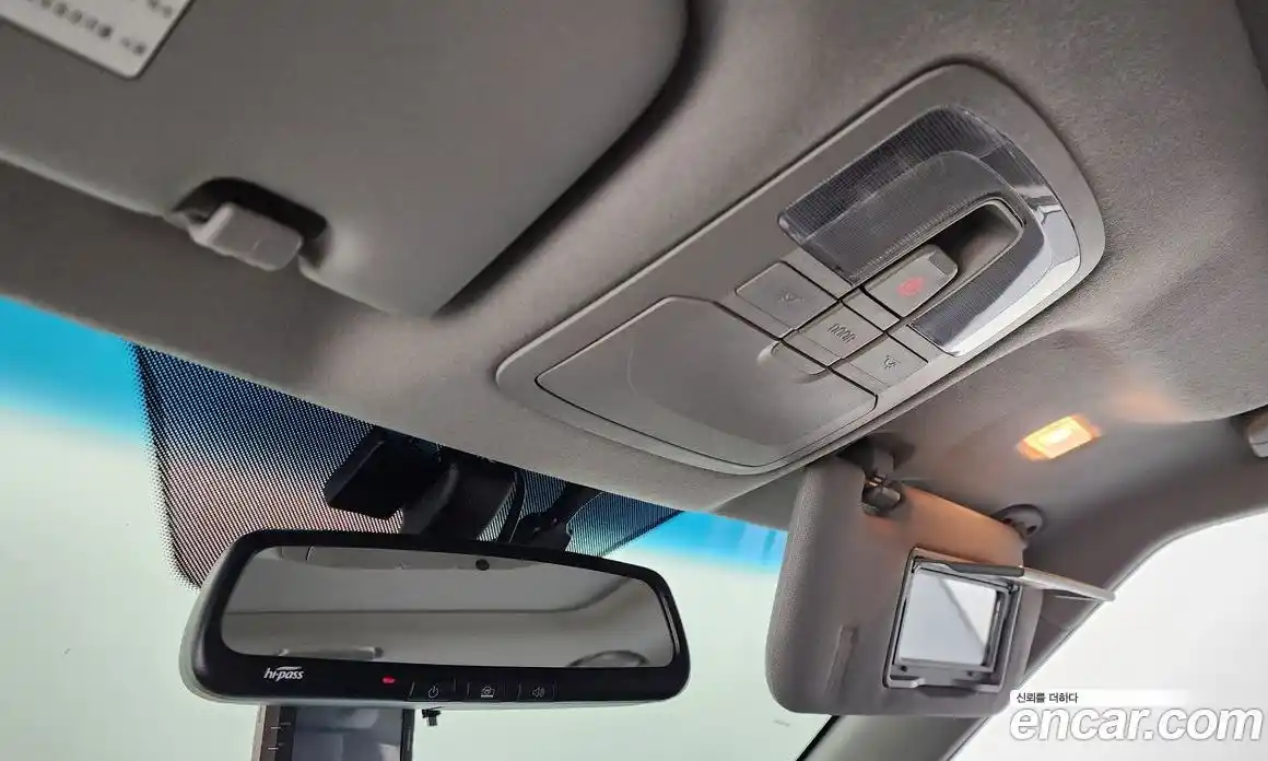 SsangYong TIBOLI 2018 1.6 Автомат в Москве № 235393, фото 13