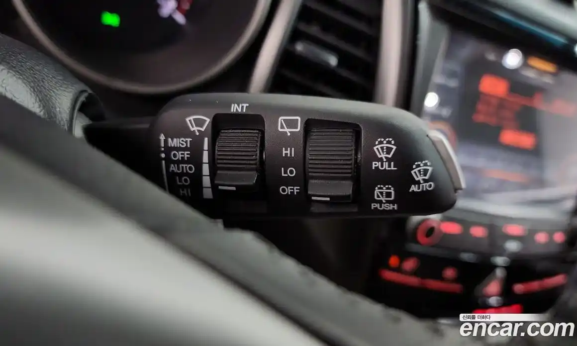 SsangYong TIBOLI 2018 1.6 Автомат в Москве № 235393, фото 15