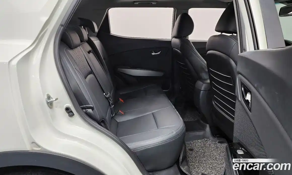 SsangYong TIBOLI 2018 1.6 Автомат в Москве № 235393, фото 17