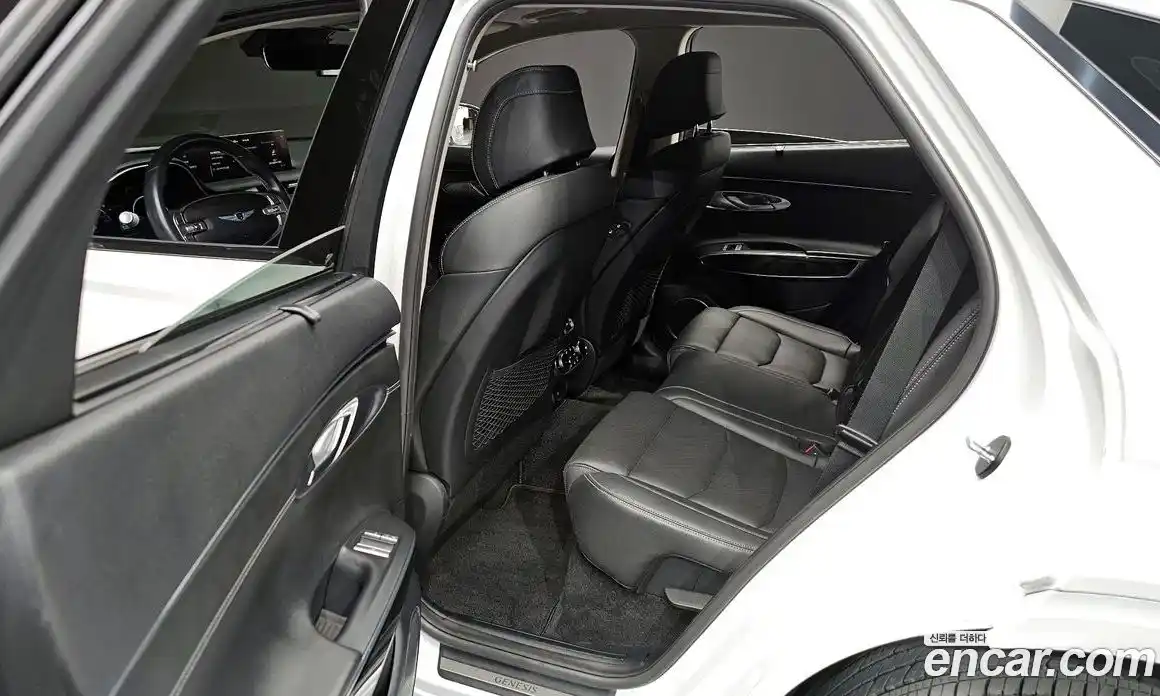 Genesis GV70 2021 2.2 Автомат в Москве № 24521, фото 11