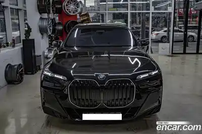 BMW 7-Series 2024 3.0 Автомат в Москве № 247215, миниатюра 3