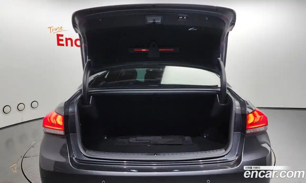 Genesis G80 2019 3.3 Автомат в Москве № 25478, фото 15