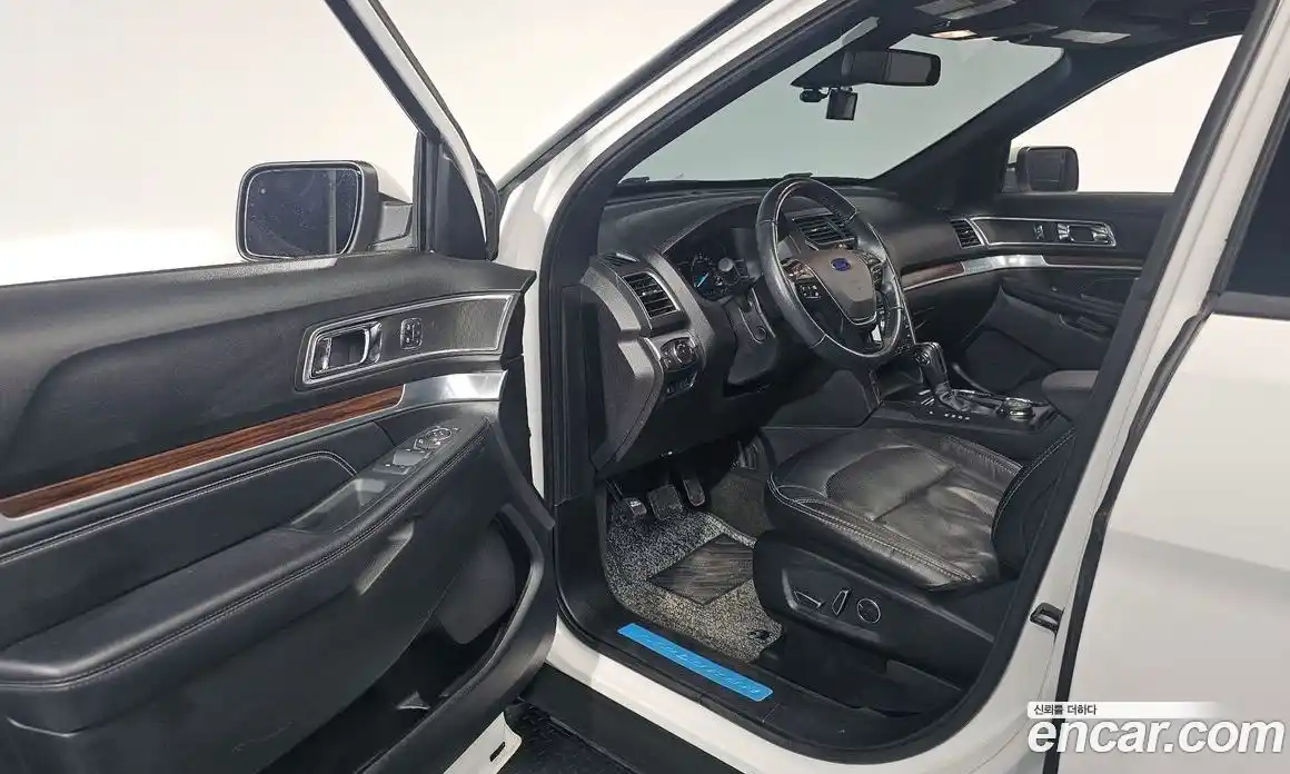 Ford Explorer 2018 2.3 Автомат в Москве № 255568, фото 13