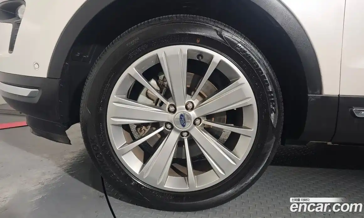 Ford Explorer 2018 2.3 Автомат в Москве № 255568, фото 14