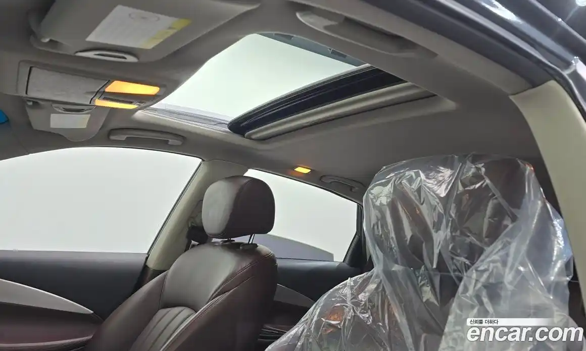 Infiniti QX50 2016 3.7 Автомат в Москве № 256195, фото 15