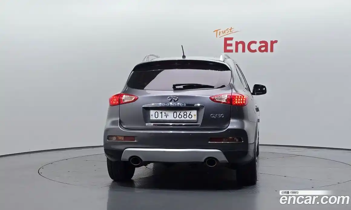 Infiniti QX50 2016 3.7 Автомат в Москве № 256195, фото 7