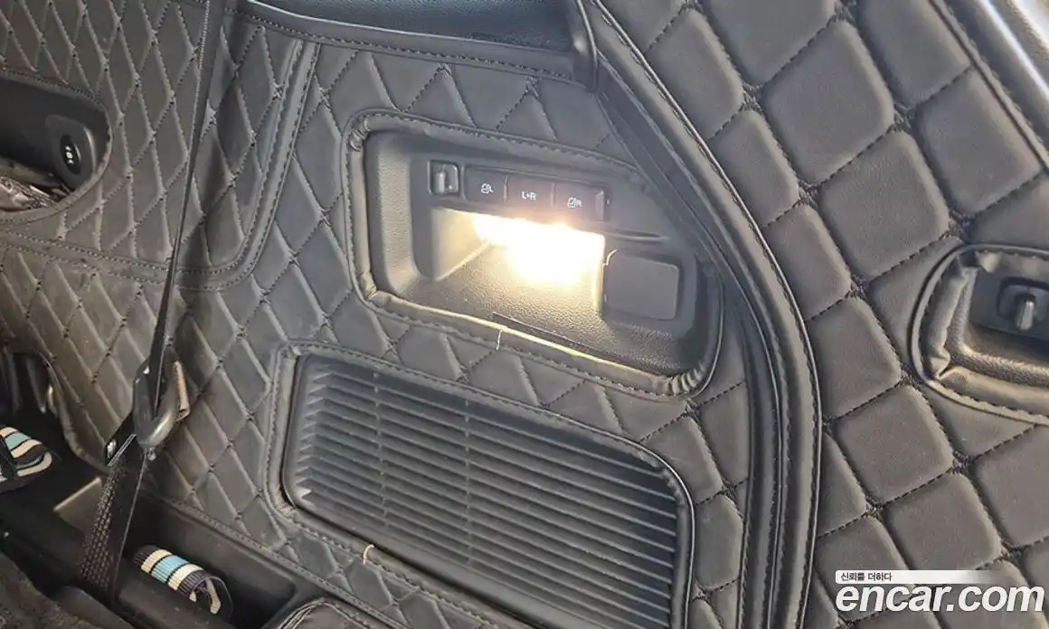 Ford Explorer 2025 2.3 Автомат в Москве № 259213, фото 12