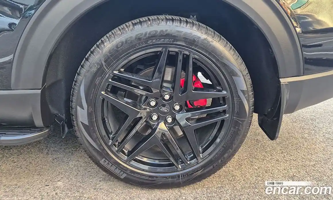 Ford Explorer 2025 2.3 Автомат в Москве № 259213, фото 16