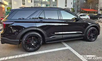 Ford Explorer 2025 2.3 Автомат в Москве № 259213, миниатюра 3