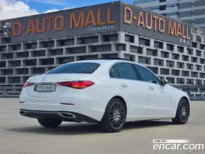 Mercedes-Benz C-Class 2024 2.0 Автомат в Москве № 262161, миниатюра 2