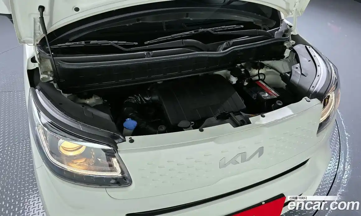 Kia Ray 2022 1.0 Автомат в Москве № 268626, фото 15