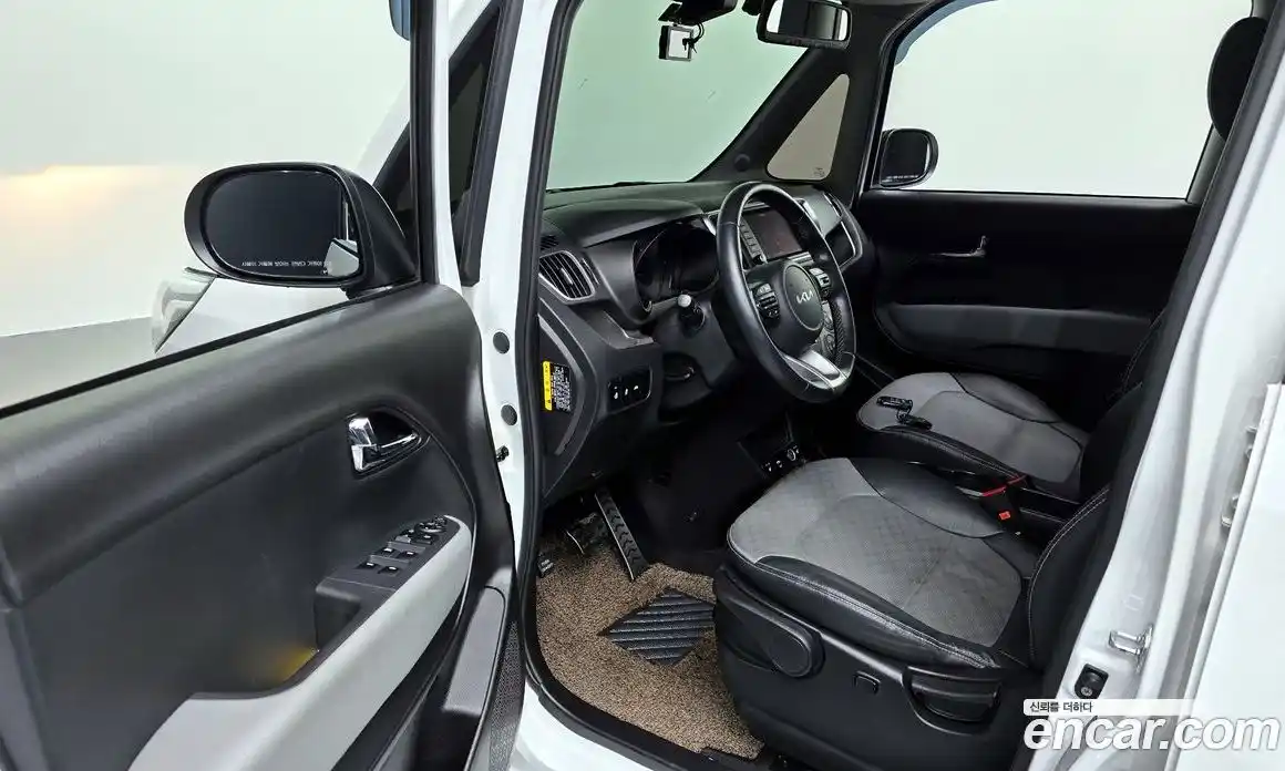 Kia Ray 2022 1.0 Автомат в Москве № 268626, фото 4