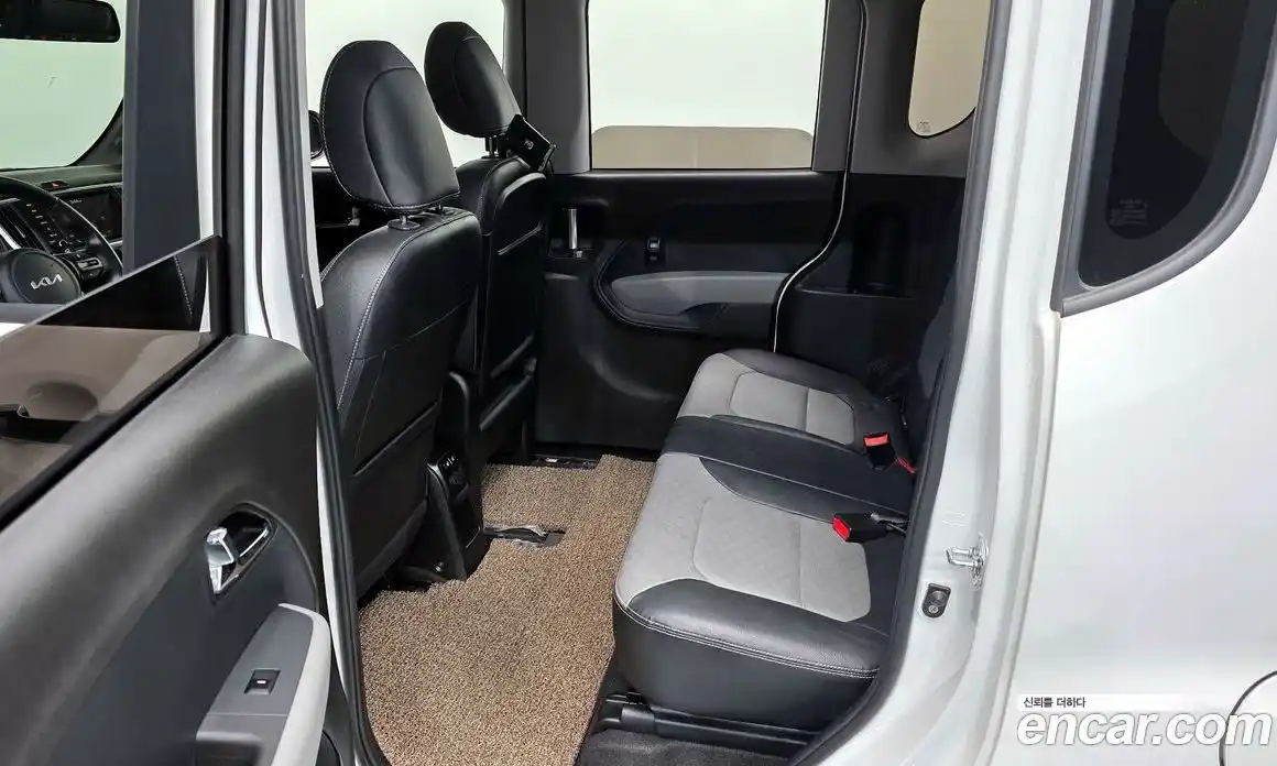 Kia Ray 2022 1.0 Автомат в Москве № 268626, фото 8