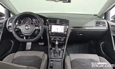 Volkswagen Golf 2016 2.0 Автомат в Москве № 276683, миниатюра 12