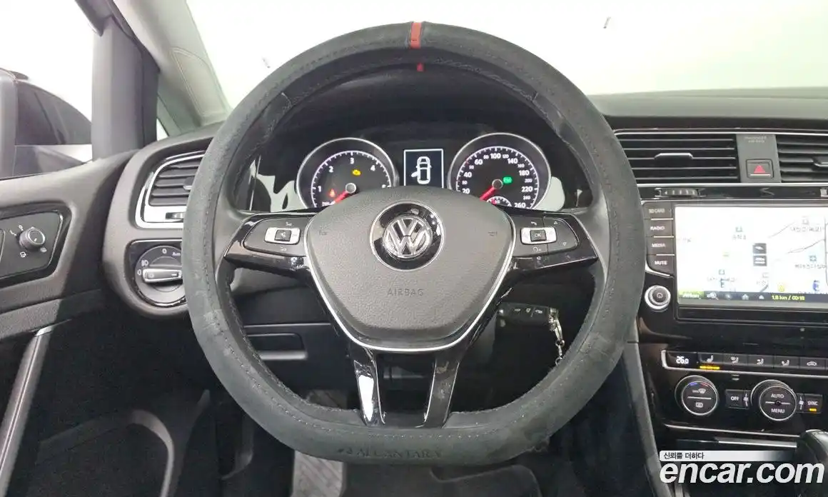 Volkswagen Golf 2016 2.0 Автомат в Москве № 276683, фото 16