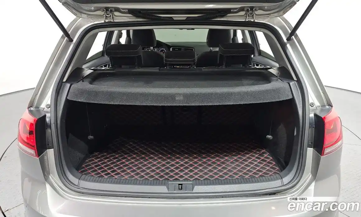 Volkswagen Golf 2016 2.0 Автомат в Москве № 276683, фото 5