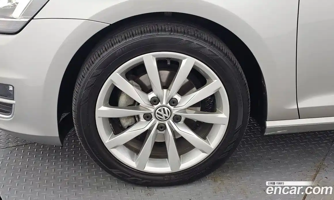 Volkswagen Golf 2016 2.0 Автомат в Москве № 276683, фото 7