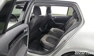 Volkswagen Golf 2016 2.0 Автомат в Москве № 276683, миниатюра 10