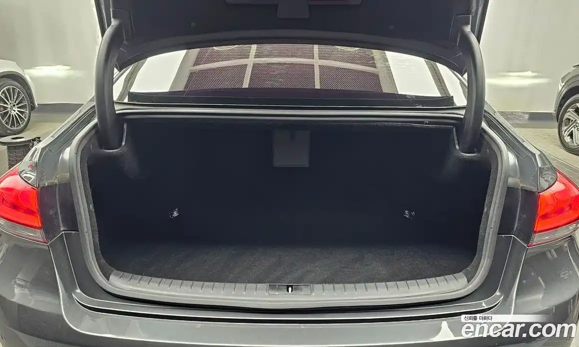 Genesis G80 2019 3.3 Автомат в Москве № 27854, фото 16