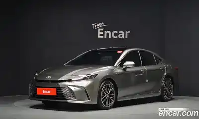 Toyota Camry, 2025