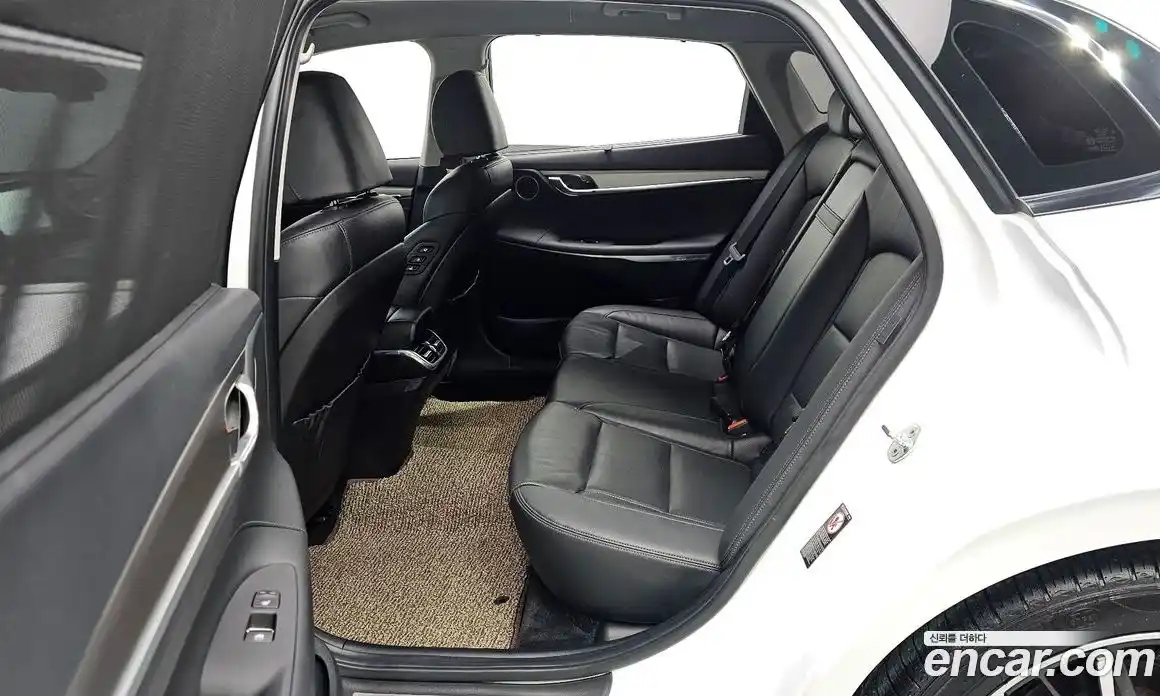 Hyundai Grandeur 2020 2.5 Автомат в Москве № 280808, фото 19