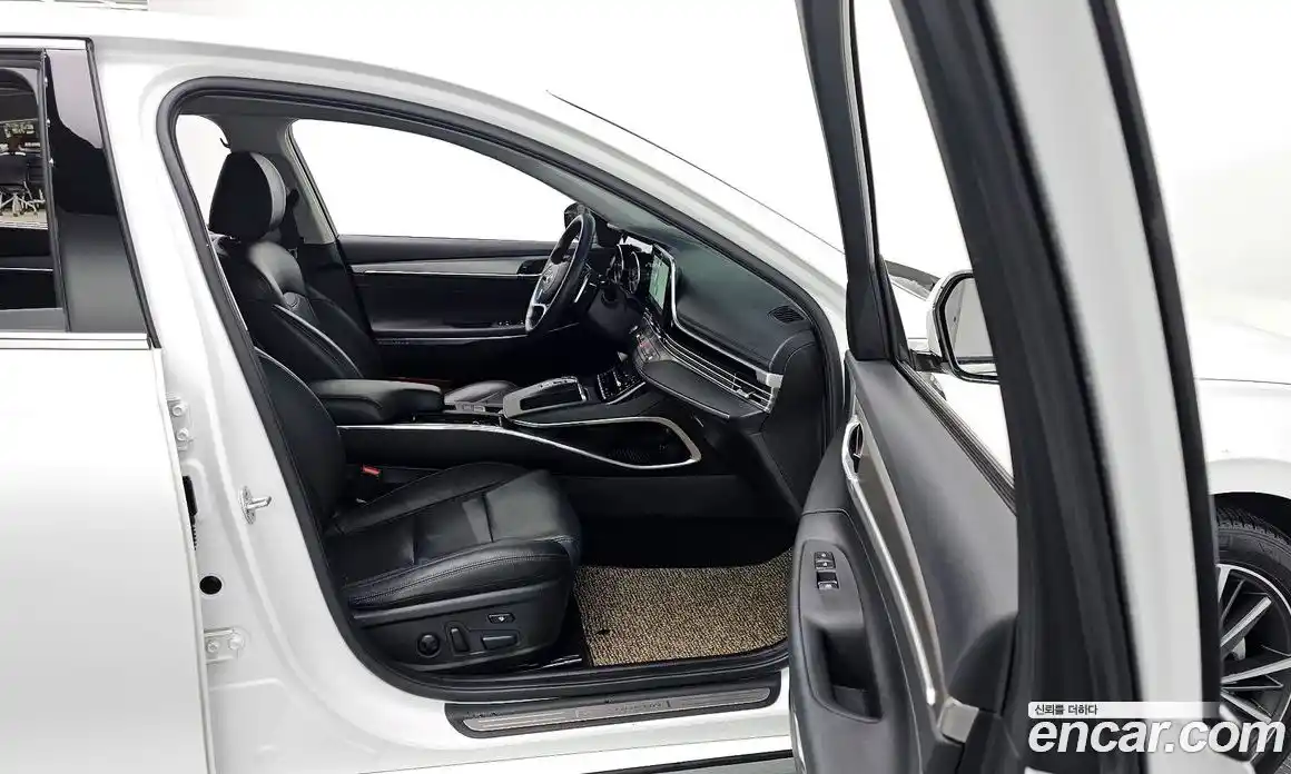 Hyundai Grandeur 2020 2.5 Автомат в Москве № 280808, фото 20