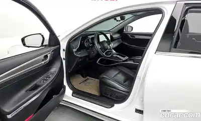 Hyundai Grandeur 2020 2.5 Автомат в Москве № 280808, миниатюра 8