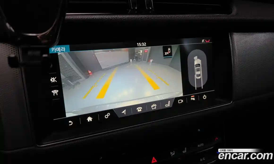 Jaguar XF 2017 2.0 Автомат в Москве № 283779, фото 15