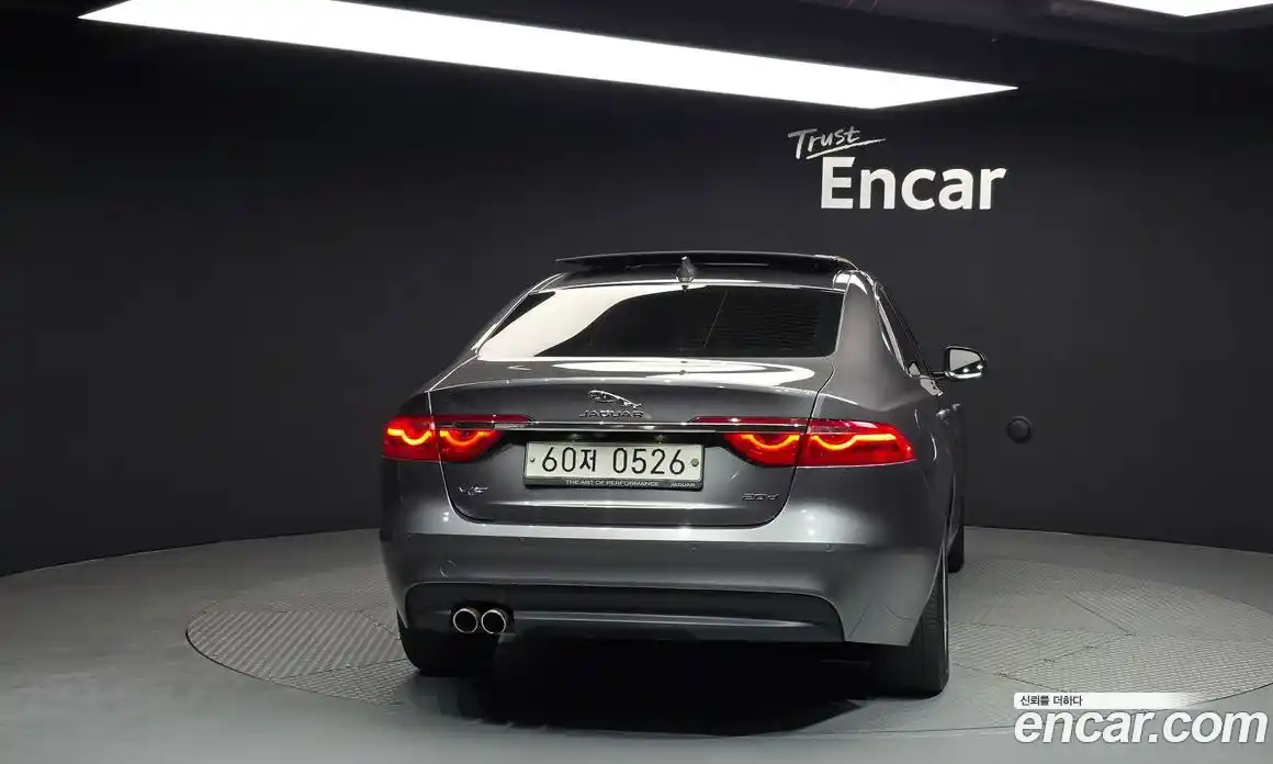 Jaguar XF 2017 2.0 Автомат в Москве № 283779, фото 4