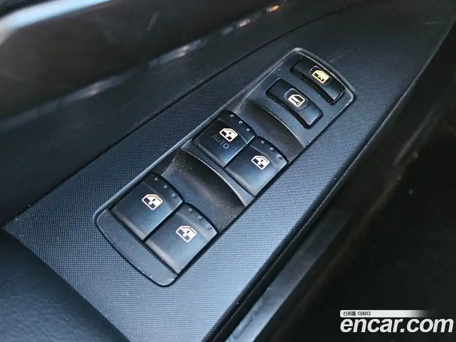 SsangYong Korando 2012 2.0 Автомат в Москве № 28612, фото 13