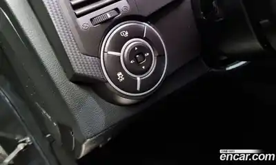 SsangYong Korando 2016 2.0 Автомат в Москве № 28615, миниатюра 9