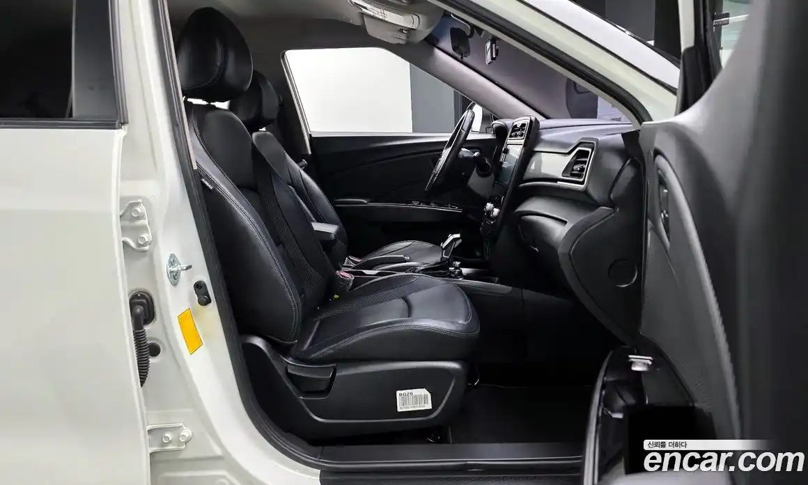 SsangYong TIBOLI 2021 1.5 Автомат в Москве № 28864, фото 11